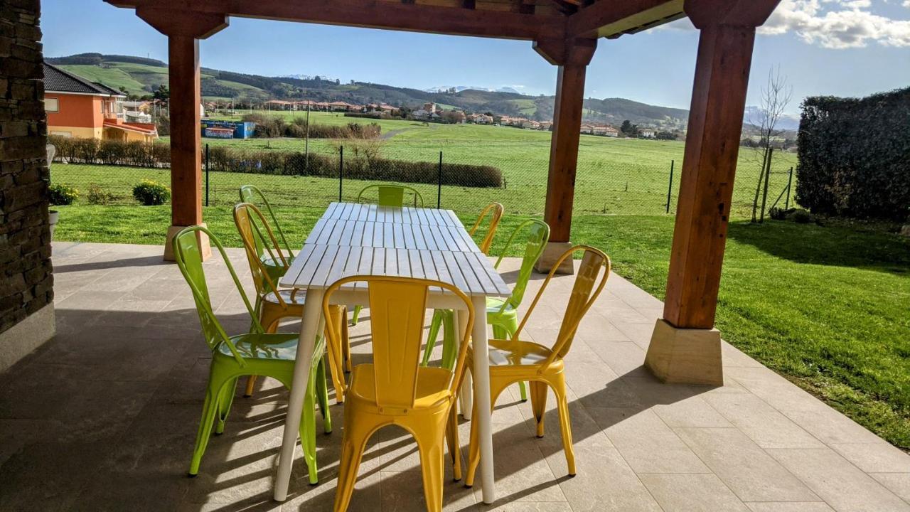 Chalet Galizano Junto A La Playa Exterior photo